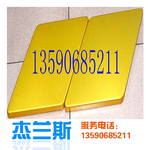 外墻氟碳鋁單板廠家解答為什么都選擇沖孔鋁單板來裝飾外墻?