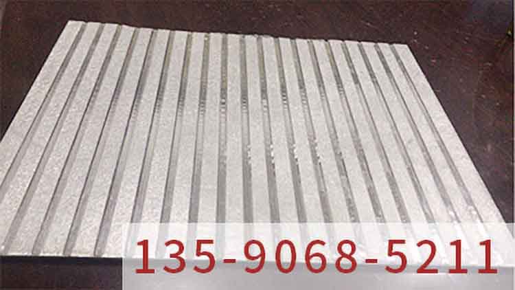 氟碳鋁單板之鋁單板在建筑外觀效果和功能性方面都有很大的優勢